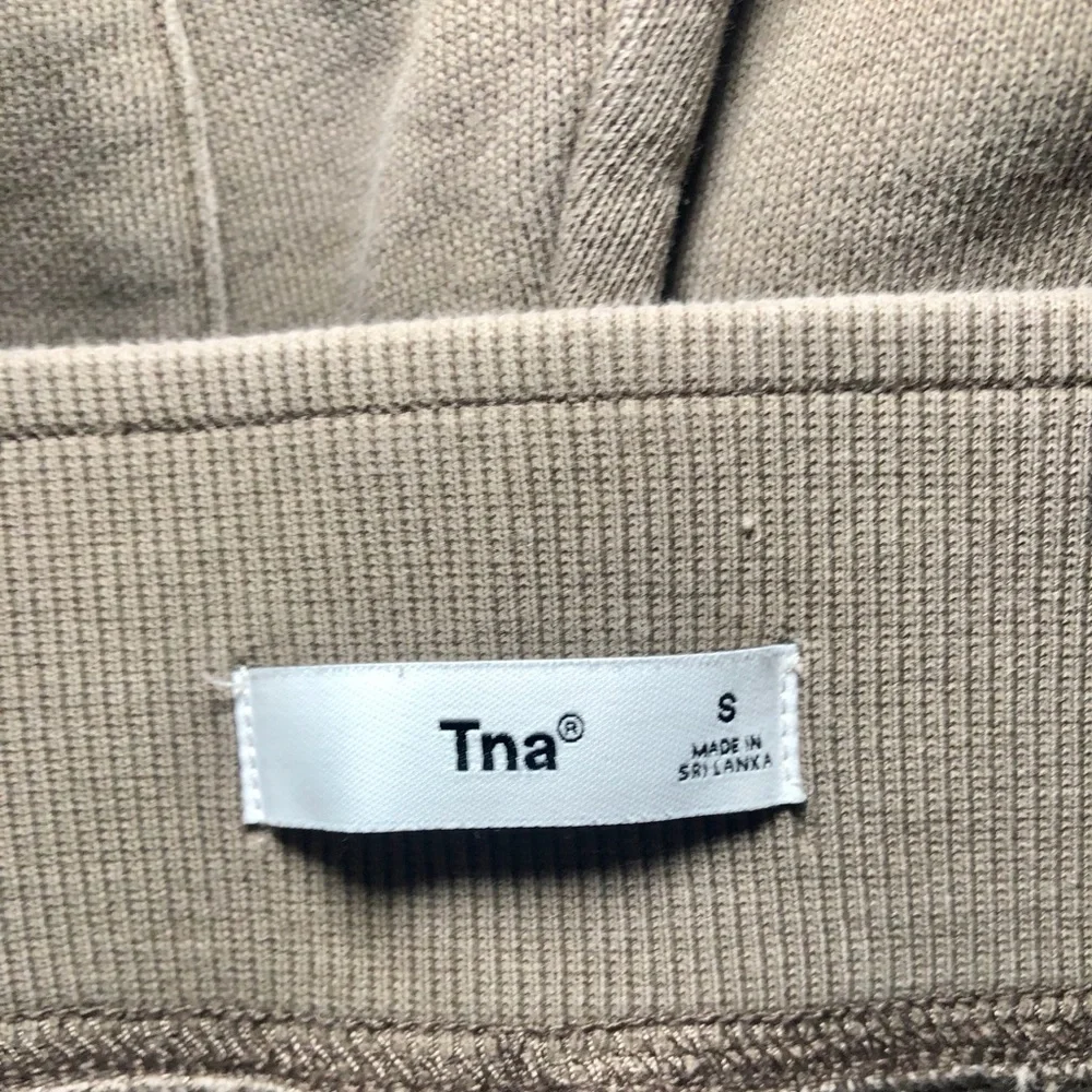 TNA Tan Ribbed Sweatpants - Picture 4 of 5